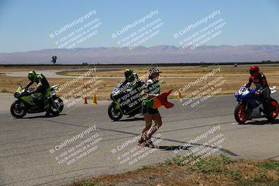 media/Aug-13-2023-CRA (Sun) [[1cfc37a6fb]]/Race 11 600 Superbike/Grid Shots/